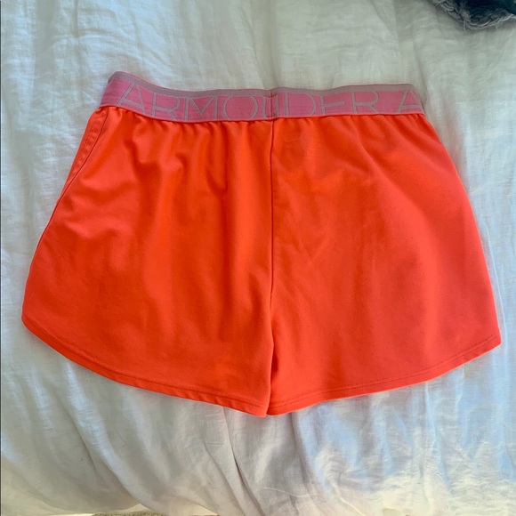 Women’s UA shorts - Picture 8 of 8